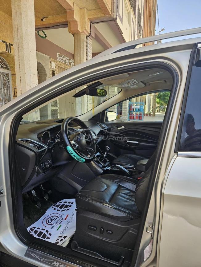 Ford kuga titanium