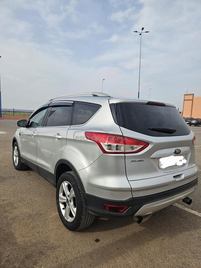 Ford kuga titanium