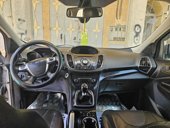 Ford kuga titanium