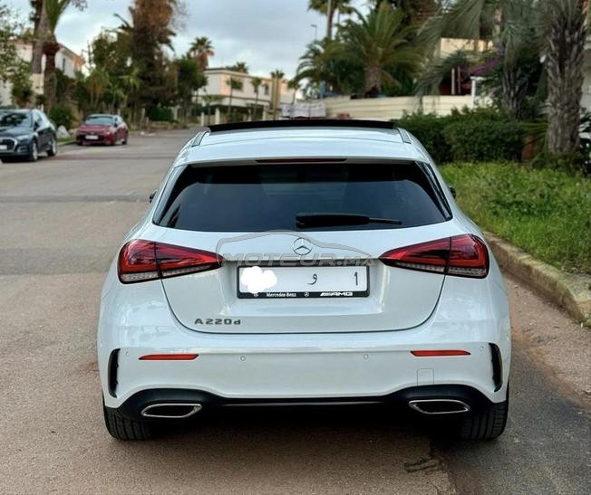 belle voiture 