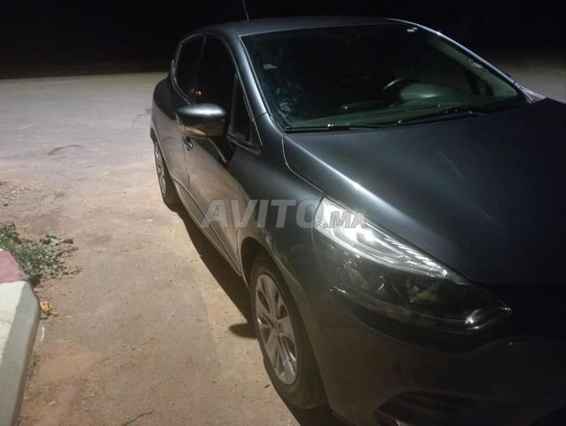 Renault Clio Diesel Manuelle 2020 à Oujda - 2