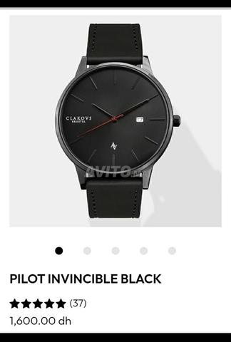 Montre neuve en carton, prix raisonnable