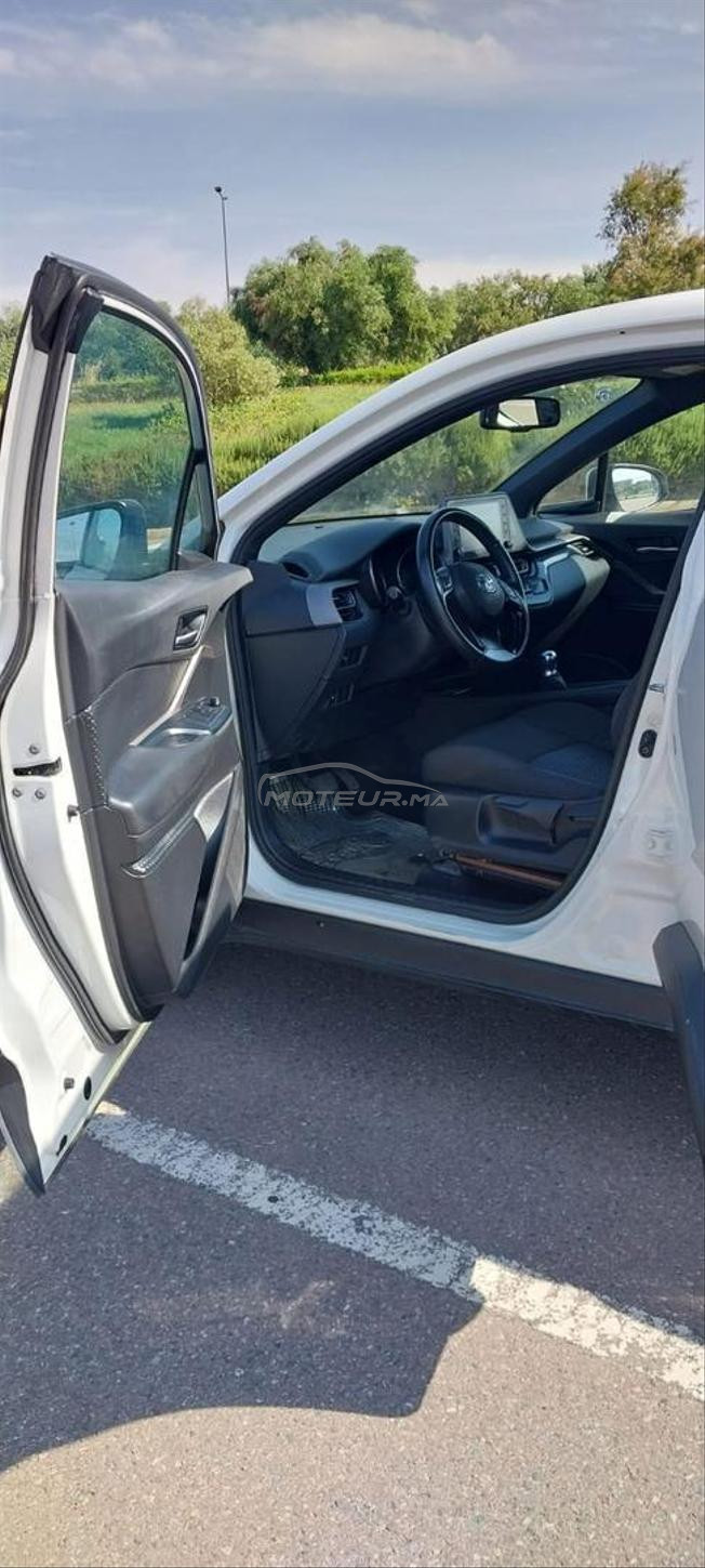 Toyota CHR hybride 