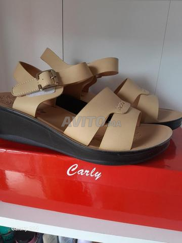 Sandale neuve