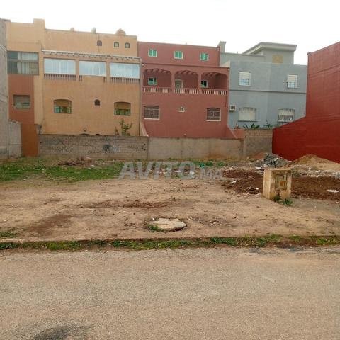 Terrain commercial double façade, enregistré, quartier Ben Kirane 80 m