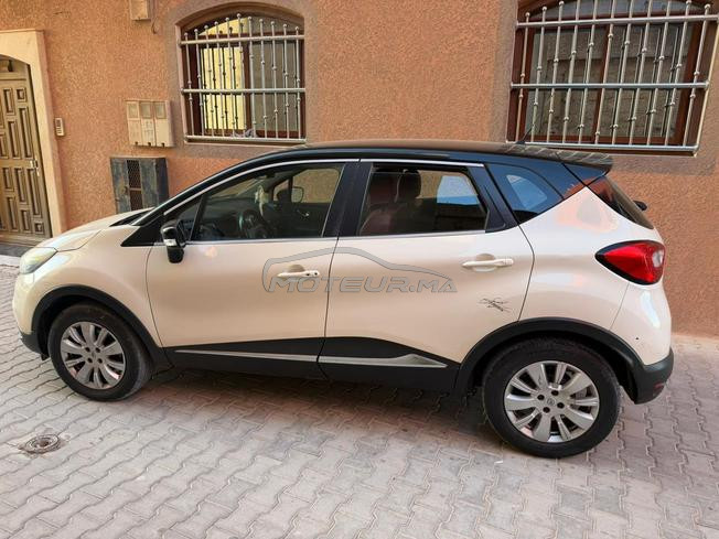 Renault Captur Diesel Manuelle 2017 à Ouled Teïma