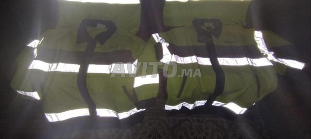2 vestes et 2 polos t-shirt - 2