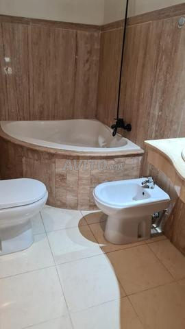 Appartement à louer 100 m² à Casablanca - 2