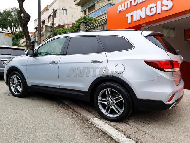 Hyundai Grand Santa Fe 2018 photo 5