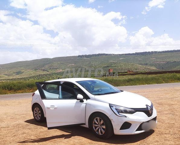 Clio 5 modèle 2021 diesel - 2