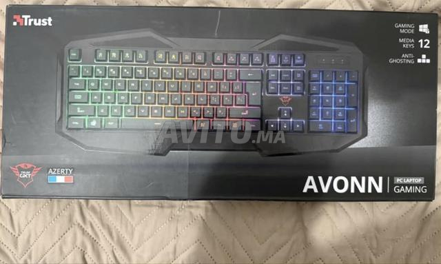 Trust GXT 830 Avonn RGB – مع الصندوق - 2