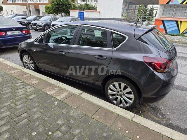 Opel Astra 2012 à vendre – 110 000 DH - 2