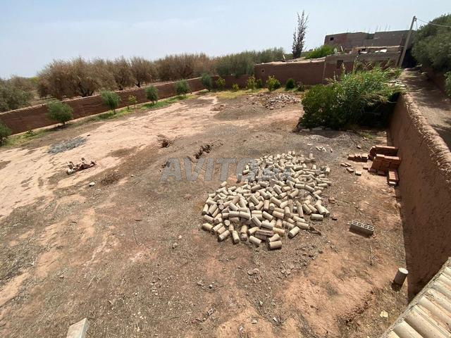 أرض للبيع - 2