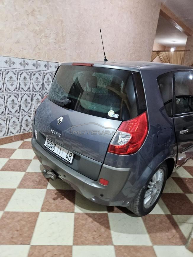 Voiture Renault Scenic 2007 dédouanement 2014 