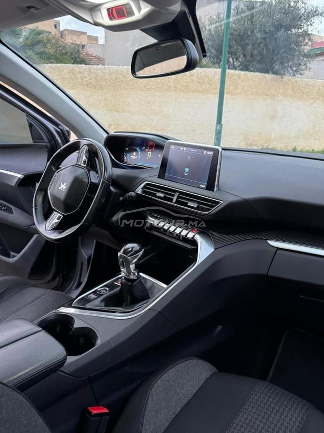 Peugeot 3008 Diesel Manuelle 2023 à Meknès