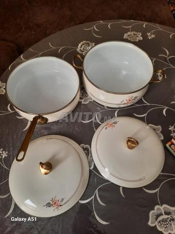 Belles ensembles marmite et poêle neuve