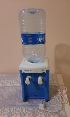 نافورة كهربائية