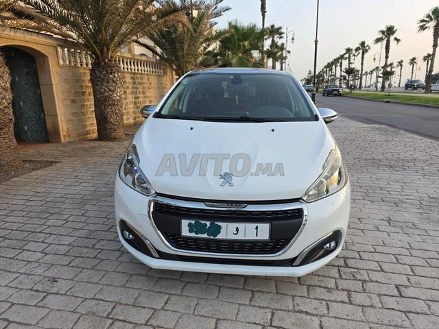 Peugeot 208 Diesel Manuelle 2020 à Rabat