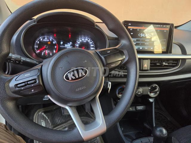 Belle voiture comme neuve