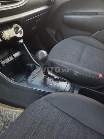Belle voiture comme neuve