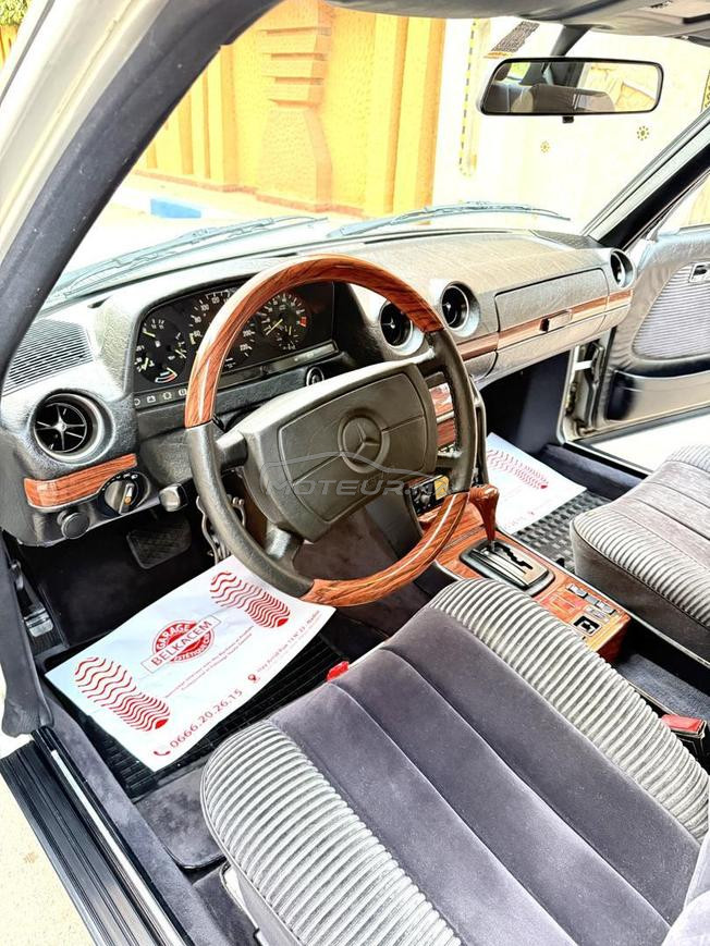 Mercedes-Benz 280 Essence Automatique 1983 à Nador