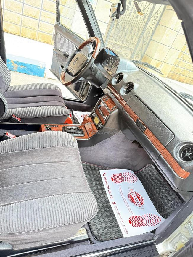 Mercedes-Benz 280 Essence Automatique 1983 à Nador