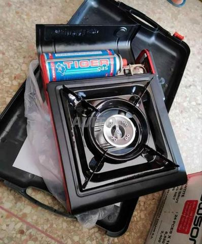 Réchaud portable. 1 bouteille de gaz - 2