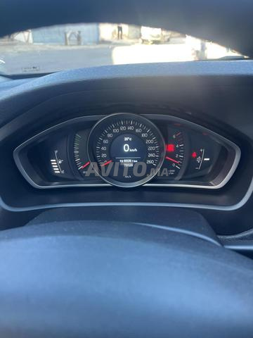 Volvo V40 Diesel Manuelle 2017 à Agadir - 2