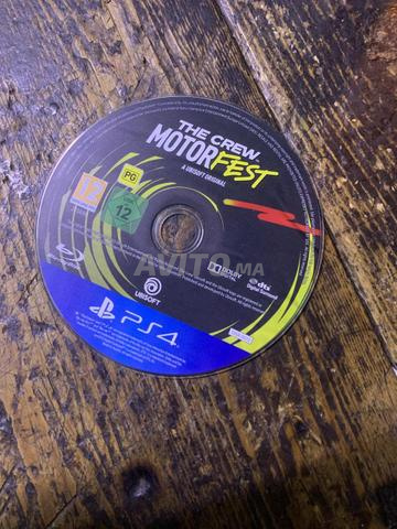 JEUX PS4 RED DEAD 2. THE CREW. - 2
