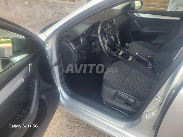 Skoda Octavia 2017 boîte manuelle 2.0 - 2
