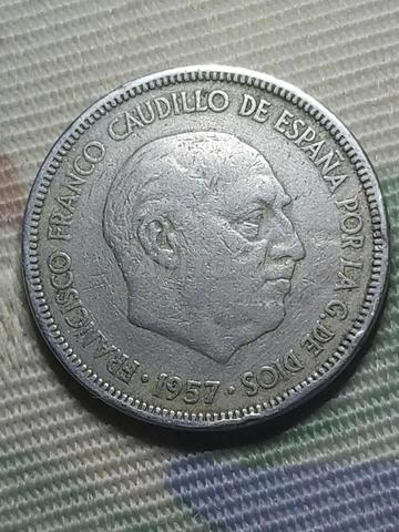 5 ptas 1957 ERREUR - 2