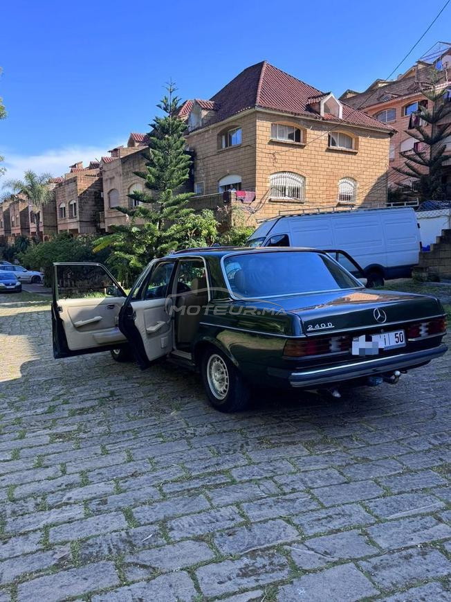 Mercedes Benz 240