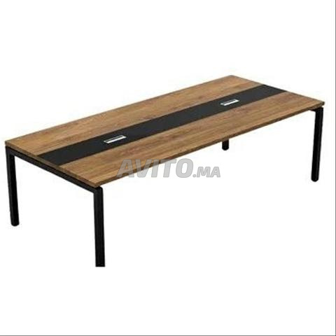 Table de Salle de Réunion Moderne - 2