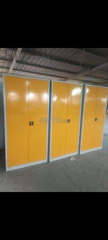 ARMOIRE BATTANTE EN COULEUR - 2