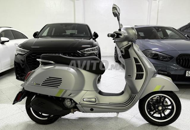 Vespa 300t Gts - 2