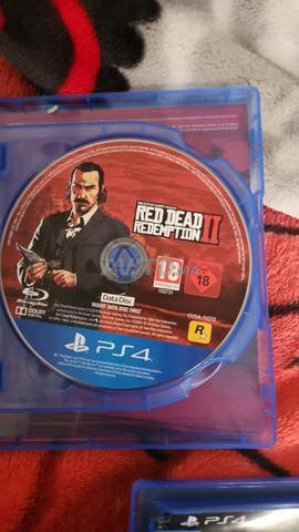 4 CD PS4 à vendre - 2