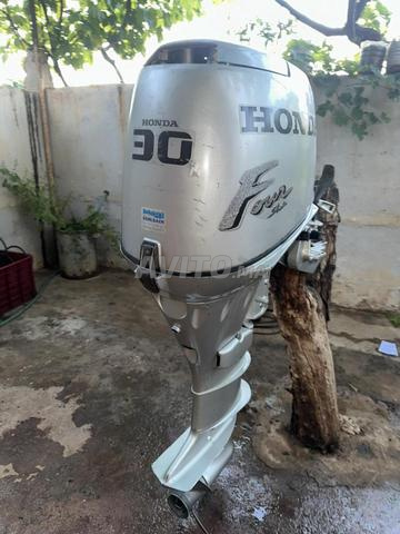 Moteur bateau Honda - 2