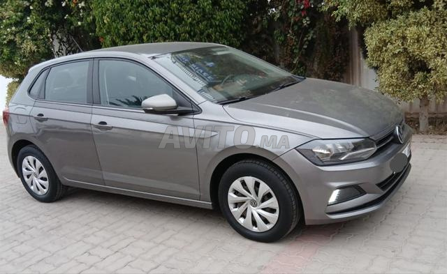 Volkswagen Polo essence 2022 à Agadir - 2