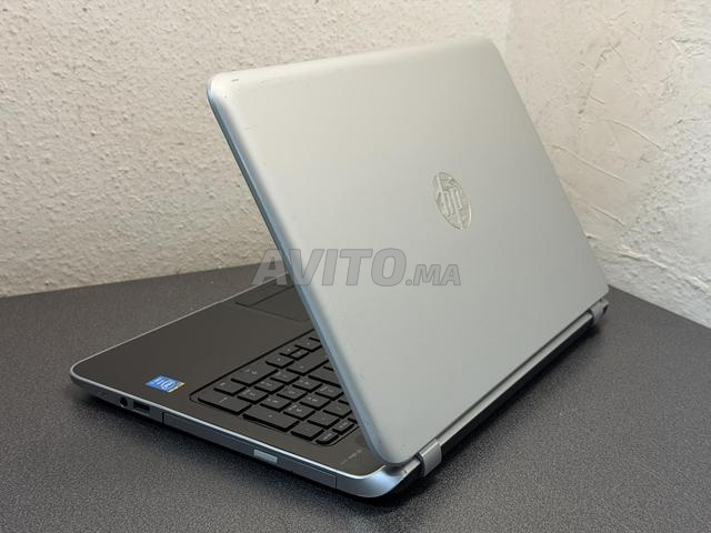 HP i5 professionnel RAM 8 disque SSD écran 15