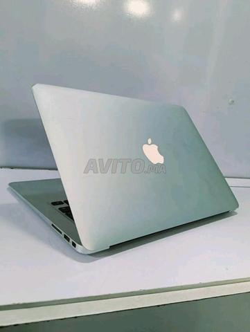 MacBook i5 Slime air Ram 8 disque 256 SSD