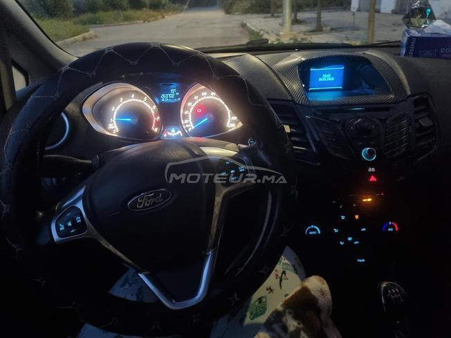 ford fiesta titanium 
