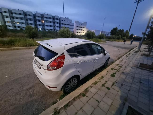 ford fiesta titanium 
