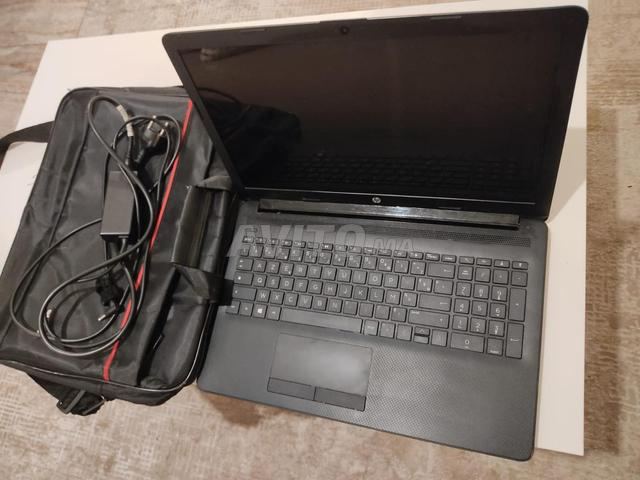 Ordinateur portable HP 15.6 AMD A9 / 4Go RAM / Bon état
