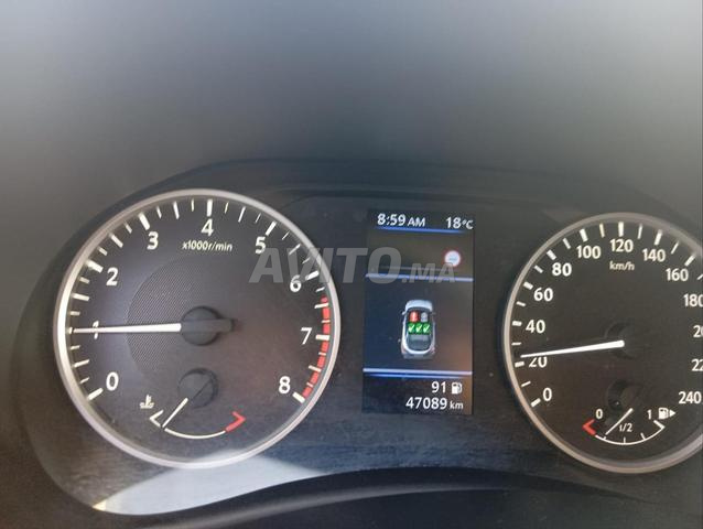 La voiture est en très bon état - 2