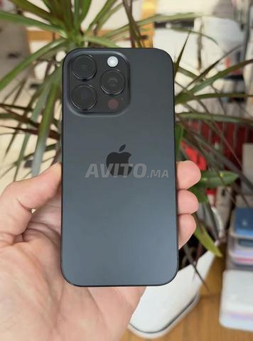 iPhone 16 pro noir