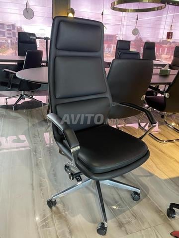 FAUTEUIL EN SIMILI CUIR NOIR MARRON - 2