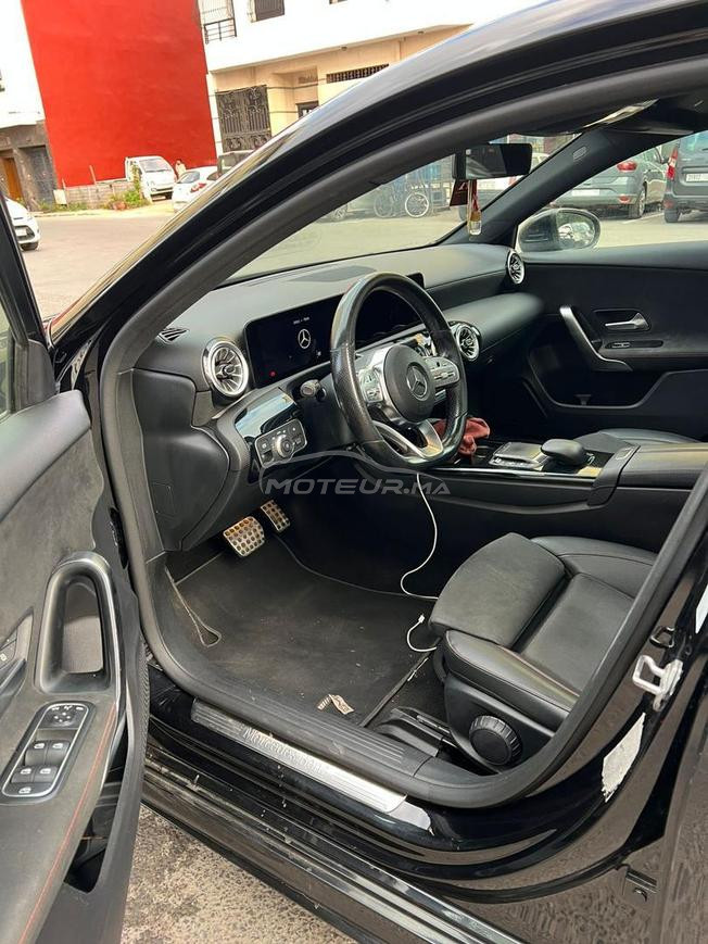 Je vends une classe A200 pack Amg model 2023