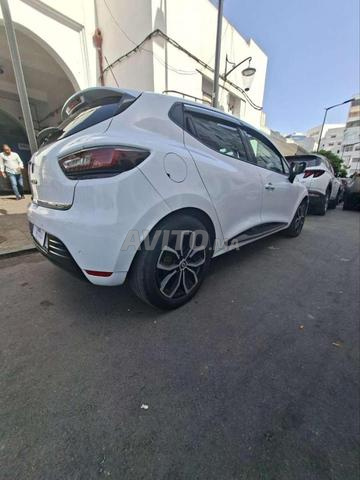 RENAULT CLIO Diesel Automatique 2020 - 2
