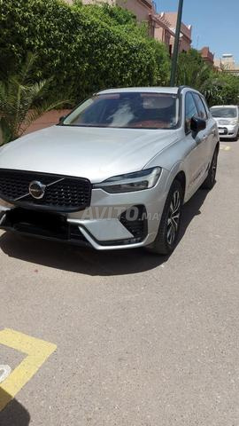 VOLVO XC60 B4 - DARK PLUS (Finition Sport)