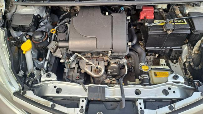 Toyota Yaris 3amera 